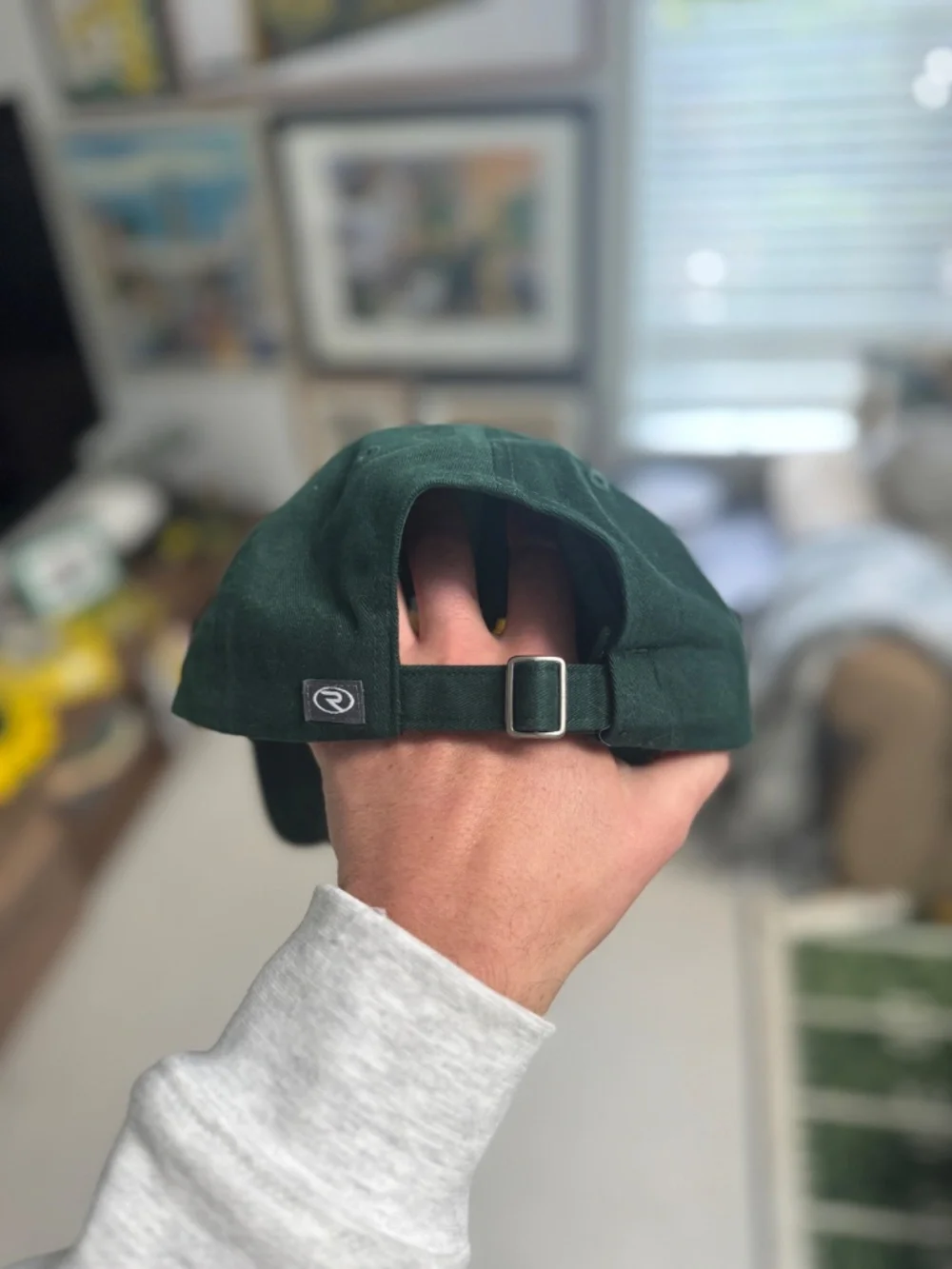 *VINTAGE & RARE* Oregon Ducks 2010 Rose Bowl Strapback in Dark Green